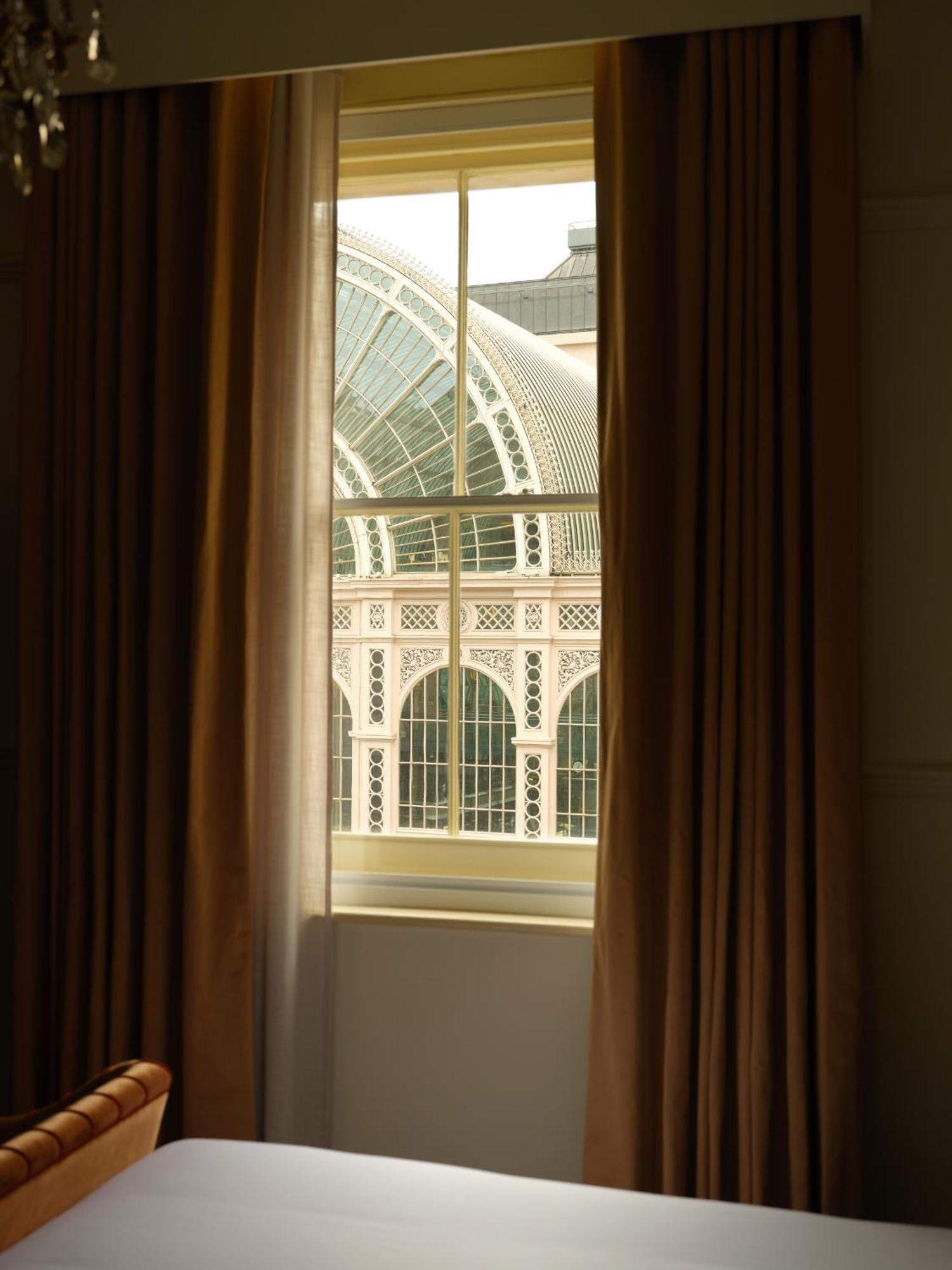 Nomad London Hotel Екстериор снимка